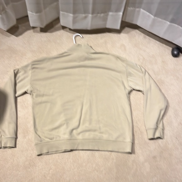 half zip pullover - Picture 2 of 2